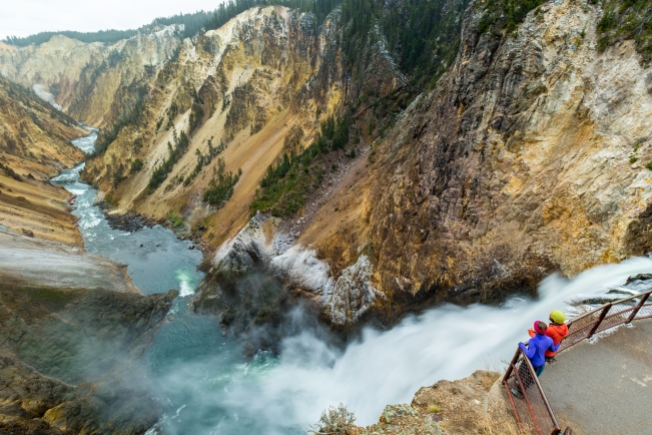 What a great selfie at Lower Falls in Yellowstone National Park !